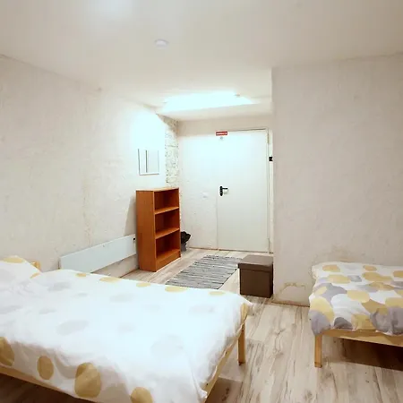 Helax Guest house *